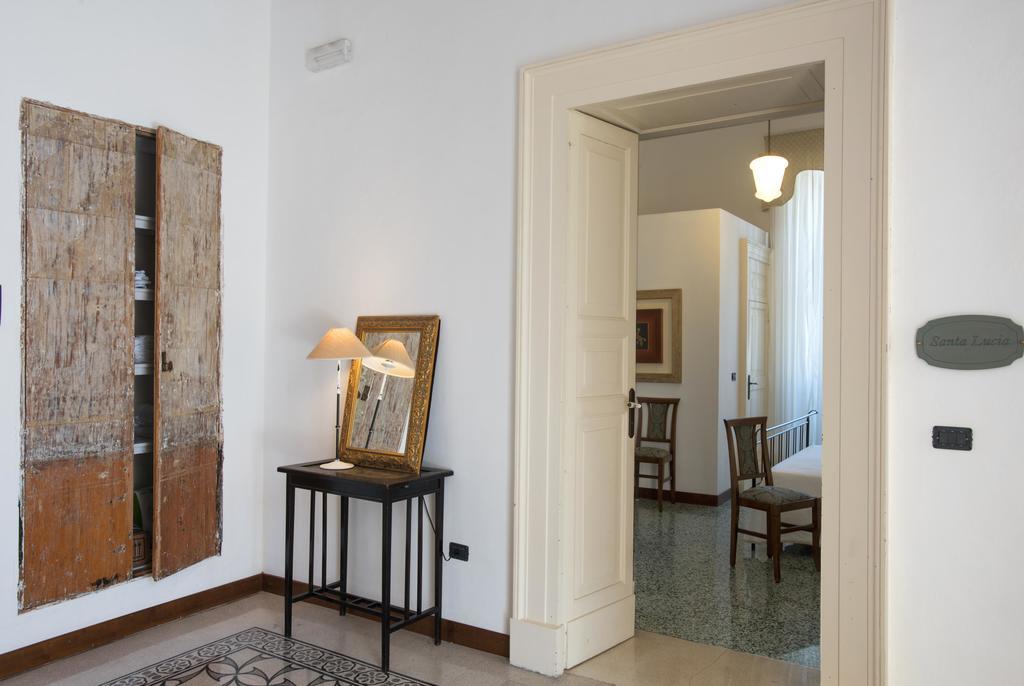 Palazzo Scarciglia - Dimora D'Epoca Bed & Breakfast Minervino di Lecce Exterior photo